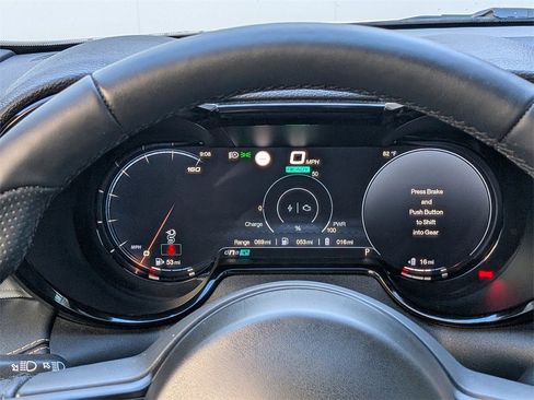 Used 2025 Alfa Romeo Tonale w/ Premium Package image 33