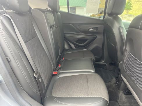 Used 2019 Buick Encore Preferred w/ Safety Package image 32