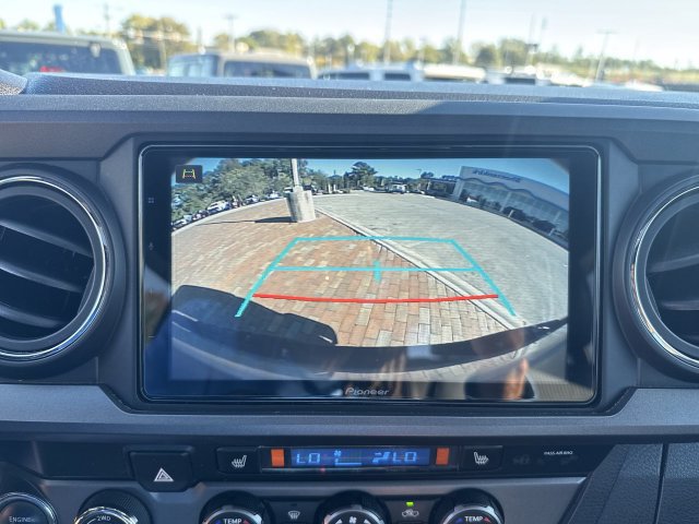Used 2019 Toyota Tacoma TRD Off-Road AWD/4WD image 19