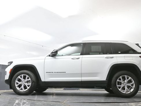 Used 2022 Jeep Grand Cherokee Limited AWD/4WD image 55