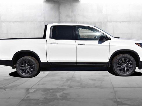 New 2025 Honda Ridgeline Sport image 5
