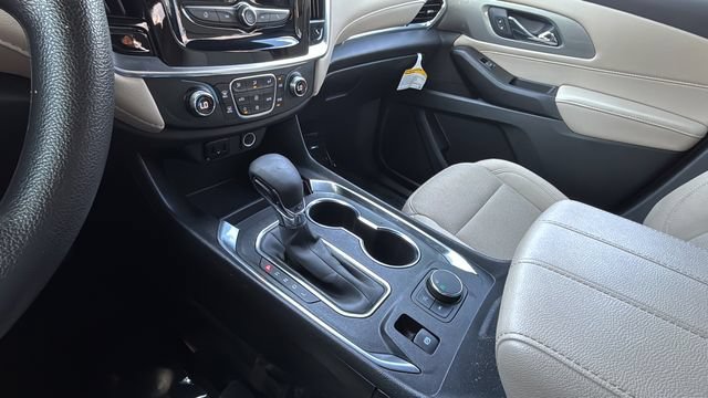 Used 2023 Chevrolet Traverse LS w/ Safety Package FWD image 14