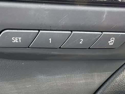 Used 2023 Buick Envision Essence w/ Sport Touring Package AWD/4WD image 10