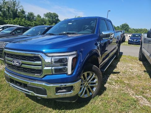 Used 2025 Ford F150 Lariat w/ Equipment Group 501A Mid AWD/4WD image 3