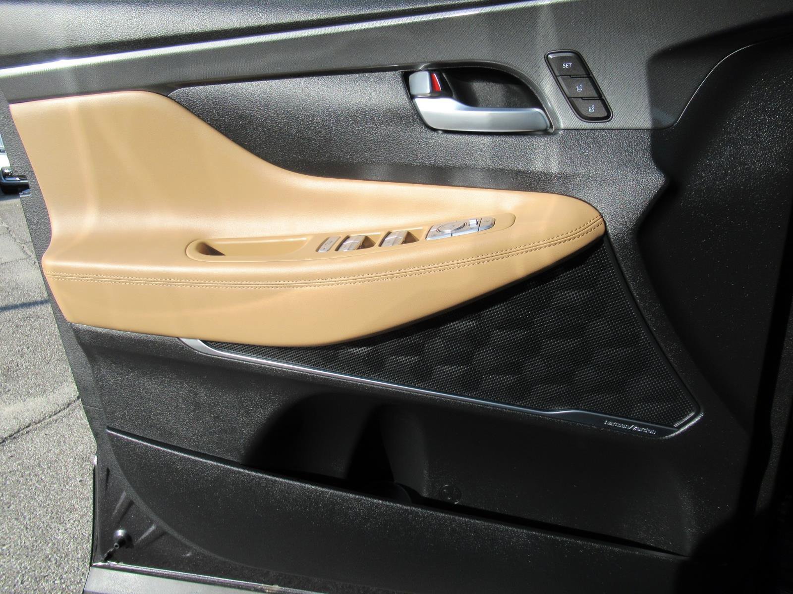 Used 2023 Hyundai Santa Fe Calligraphy AWD/4WD image 21