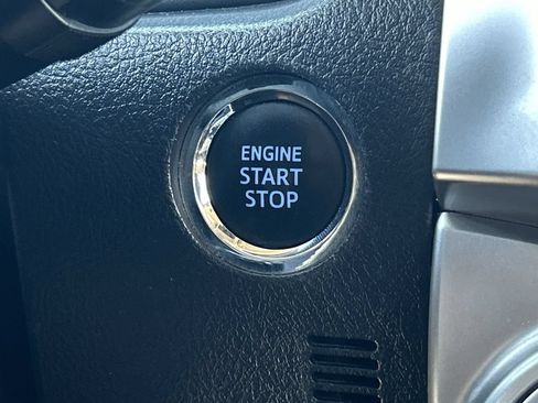 Used 2022 Toyota 4Runner Limited AWD/4WD image 17