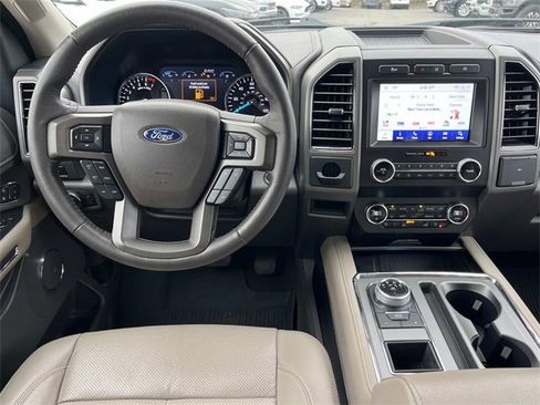 Used 2020 Ford Expedition XLT w/ Equipment Group 202A image 16