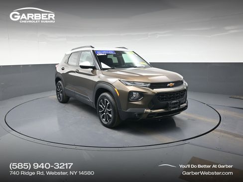 Used 2022 Chevrolet TrailBlazer ACTIV w/ Convenience Package image 1