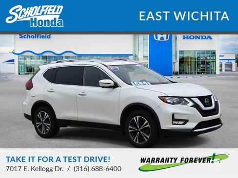 Used 2019 Nissan Rogue SV w/ Sun & Sound Touring Package image 1