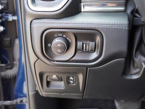 Used 2020 RAM 1500 Limited w/ Body Color Bumper Group AWD/4WD image 21