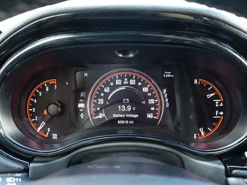 Used 2023 Dodge Durango GT RWD image 31