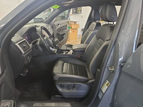 Used 2020 Volkswagen Atlas Cross Sport SEL Premium R-Line AWD/4WD image 10