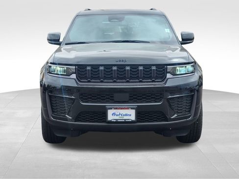 New 2026 Jeep Grand Cherokee Altitude AWD/4WD image 2