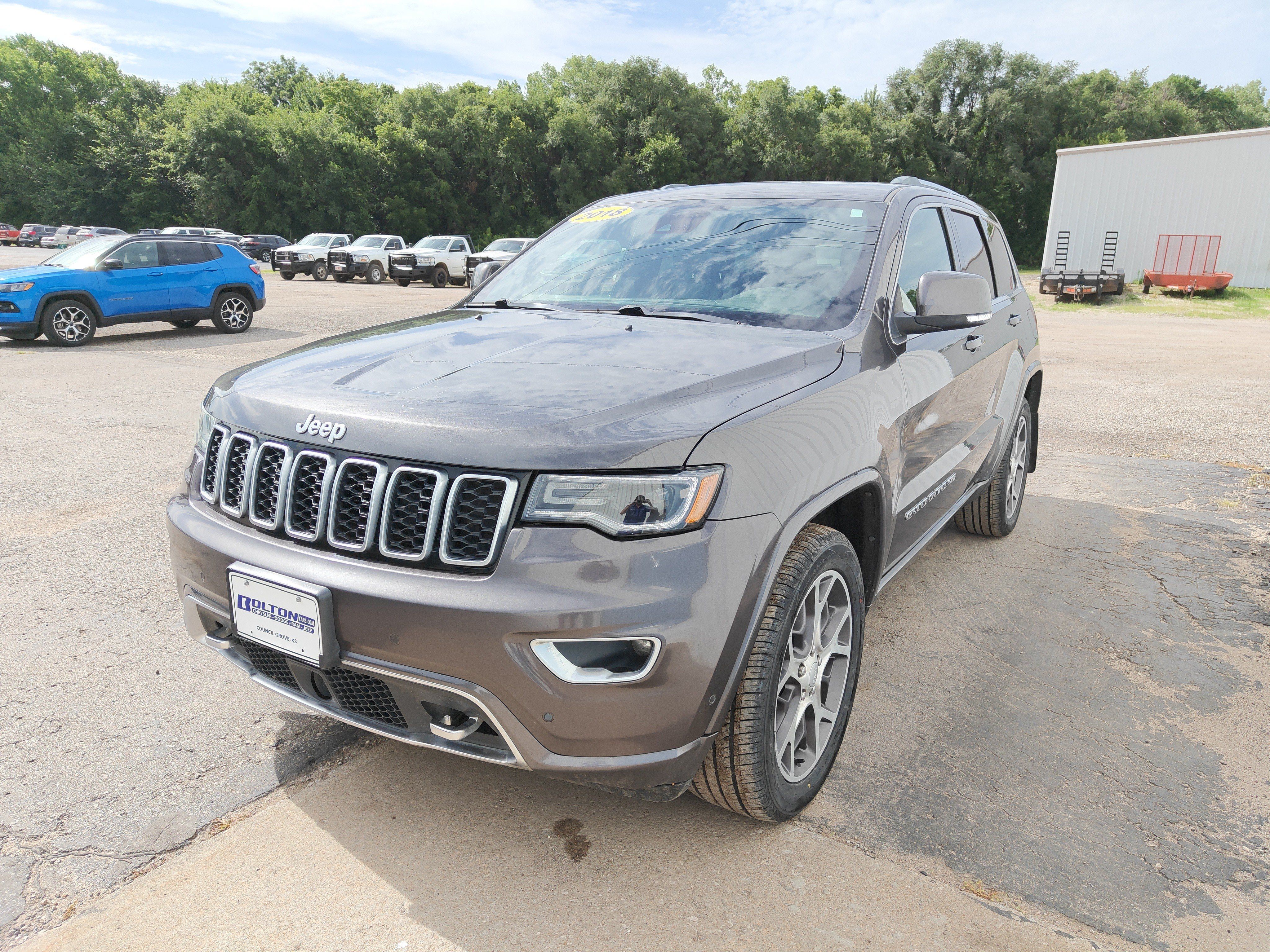 Used 2018 Jeep Grand Cherokee Limited AWD/4WD image 8
