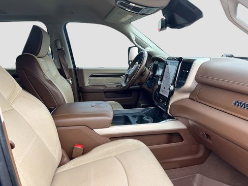 Used 2023 RAM 3500 Laramie image 28