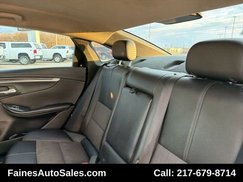 Used 2017 Chevrolet Impala LT image 25