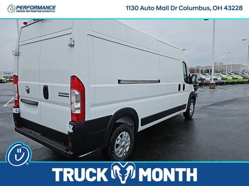New 2025 RAM ProMaster 2500 w/ Quick Order Package 22G SLT image 3