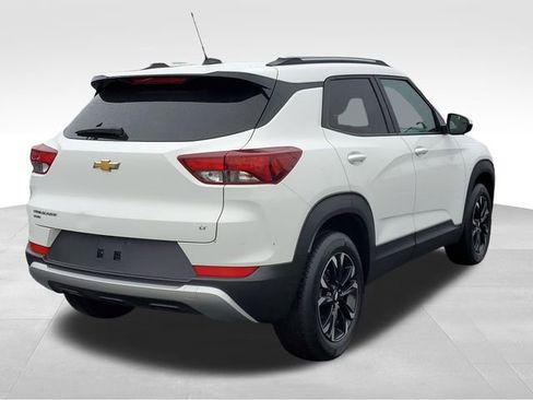 Used 2023 Chevrolet TrailBlazer LT w/ Convenience Package image 5