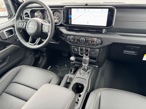 New 2026 Jeep Gladiator Sport AWD/4WD image 12