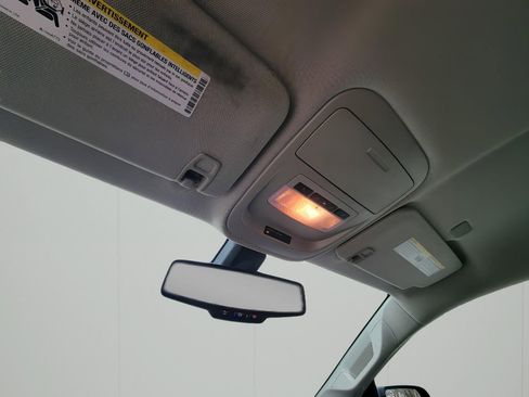 Used 2019 Chevrolet Colorado Z71 image 25