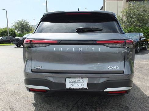 Used 2026 INFINITI QX60 Luxe w/ Cargo Package FWD image 11