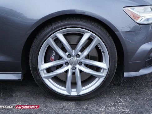 Used 2017 Audi S6 Premium Plus w/ Driver Assistance Package image 10