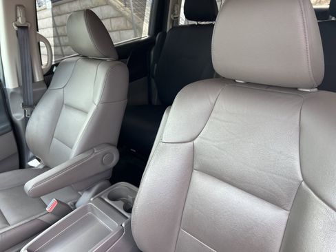 Used 2017 Honda Odyssey Touring image 7