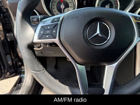 Used 2016 Mercedes-Benz SLK 300 image 11
