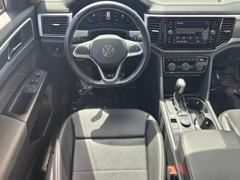 Certified 2023 Volkswagen Atlas SEL R-Line AWD/4WD image 15