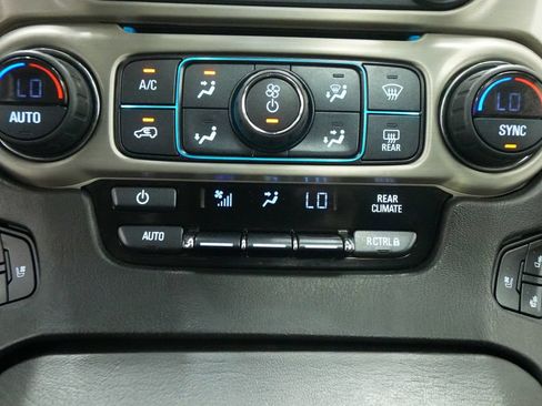 Used 2019 GMC Yukon Denali w/ Denali Ultimate Package AWD/4WD image 42