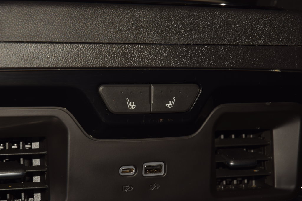 Used 2023 Chevrolet Silverado 1500 ZR2 w/ Technology Package AWD/4WD image 48