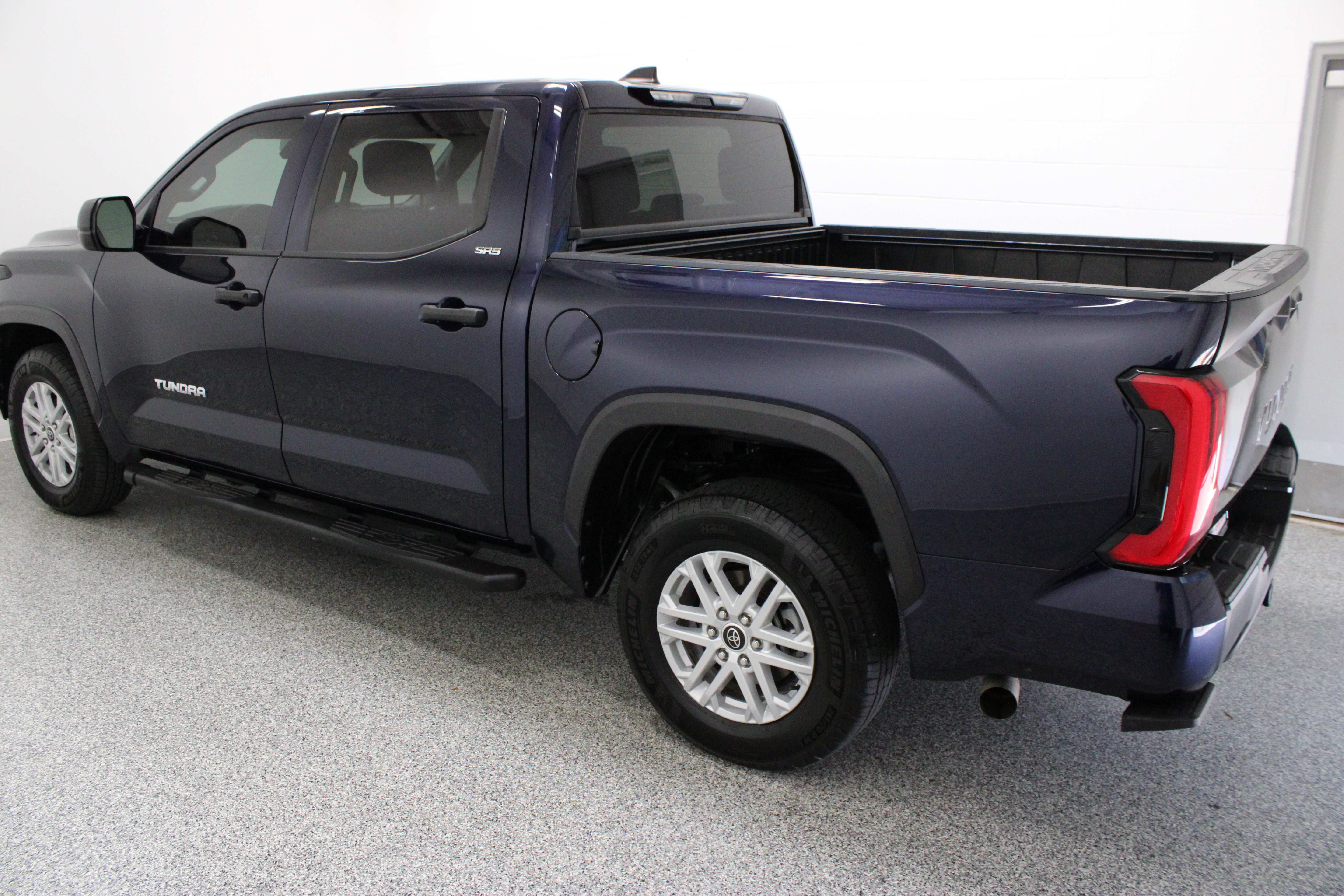 Used 2024 Toyota Tundra SR5 RWD image 10