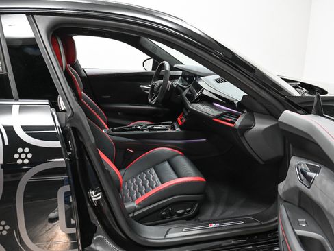 Used 2023 Audi RS e-tron GT image 43