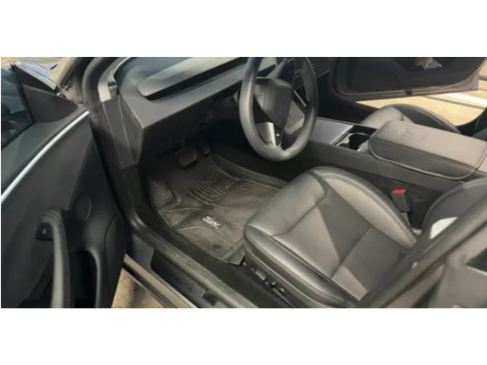 Used 2025 Tesla Model 3 Long Range AWD/4WD image 5