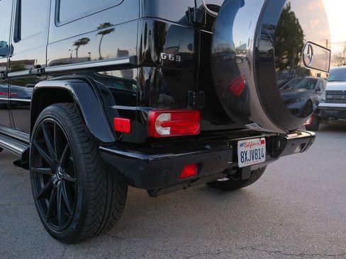 Used 2014 Mercedes-Benz G 63 AMG 4MATIC image 26