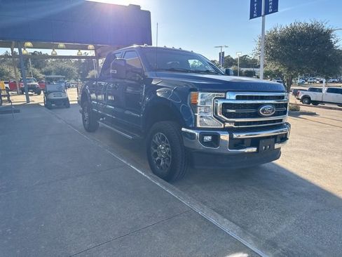 Used 2022 Ford F250 Lariat w/ Lariat Value Package image 2