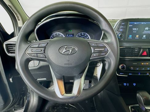 Used 2020 Hyundai Santa Fe SE FWD image 15