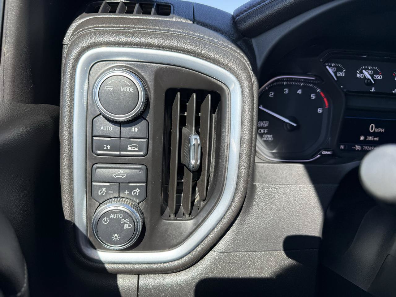 Used 2021 GMC Sierra 1500 SLE AWD/4WD image 28