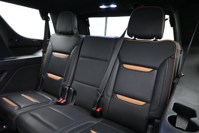 Used 2023 GMC Yukon AT4 w/ AT4 Premium Plus Package AWD/4WD image 20
