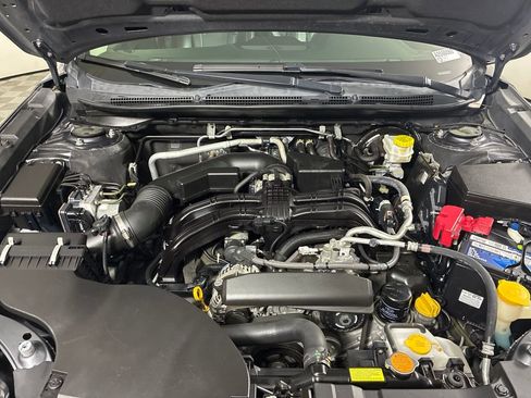 Used 2022 Subaru Outback Limited image 6