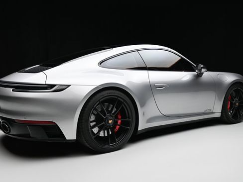 Used 2022 Porsche 911 Carrera 4 GTS image 4