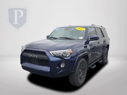 Used 2022 Toyota 4Runner SR5 RWD image 11