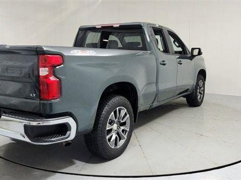 Used 2025 Chevrolet Silverado 1500 LT image 5