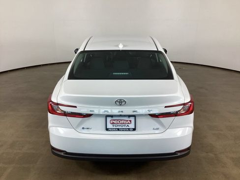 Used 2025 Toyota Camry LE FWD image 10