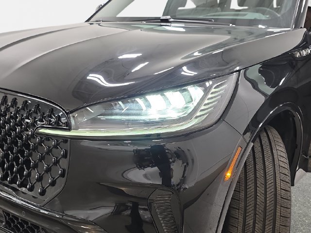 New 2027 Lincoln Aviator Reserve w/ Jet Appearance Package AWD/4WD image 28