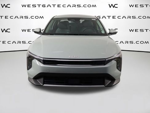 Used 2025 Kia K4 EX FWD image 2