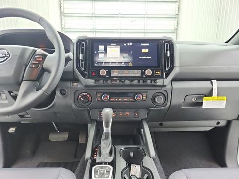 New 2026 Nissan Frontier SV w/ SV Convenience Package AWD/4WD image 25