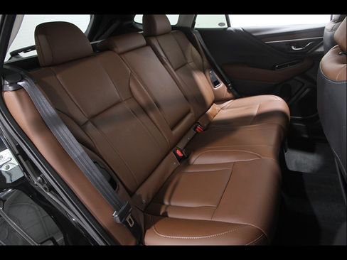 Used 2022 Subaru Outback Touring XT w/ Popular Package #2 AWD/4WD image 18