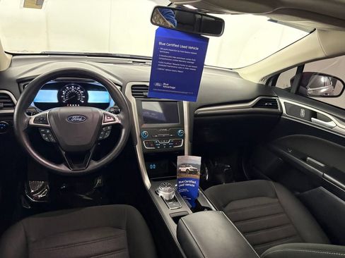 Certified 2020 Ford Fusion SE AWD/4WD image 26