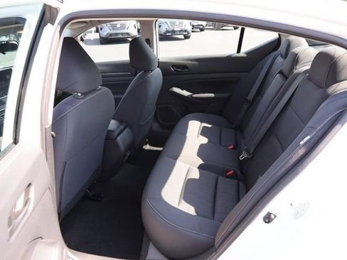Certified 2025 Nissan Altima 2.5 SV w/ SV Premium Package FWD image 10